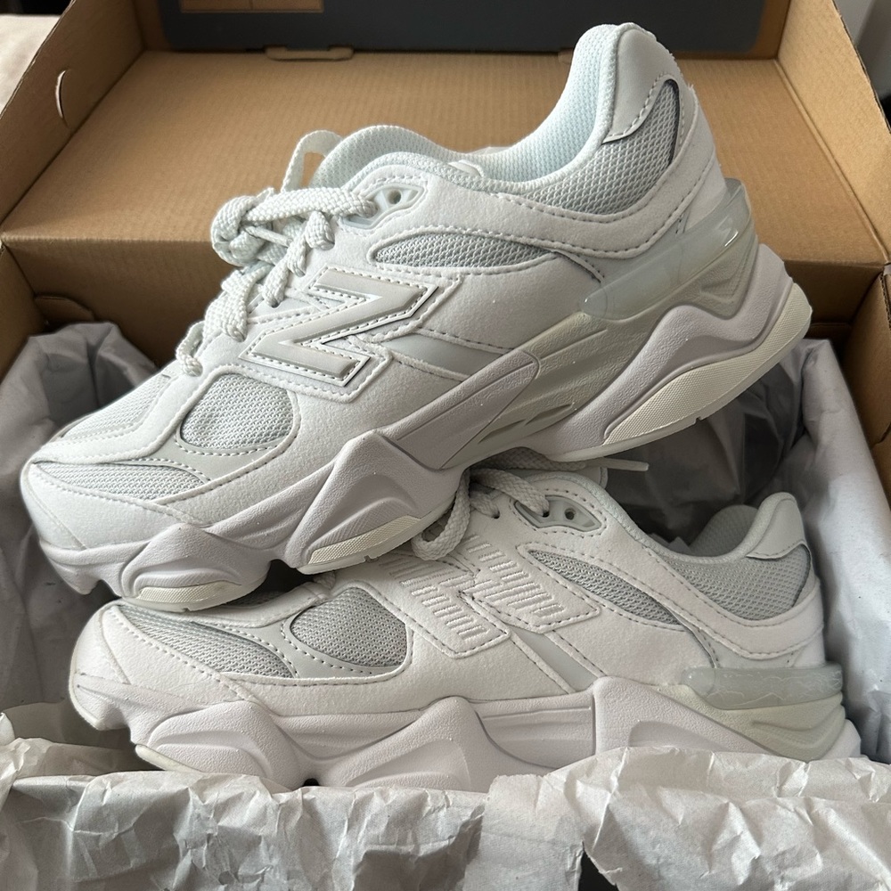 New balance 9060